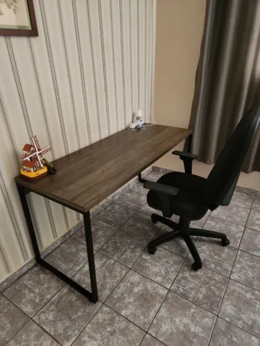 2 mesas para escritório Office Estilo Industrial 1,50m + cadeiras