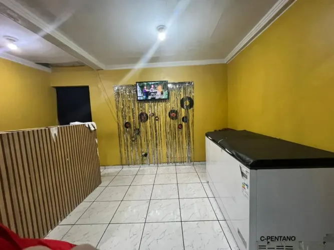 Jorge Teixeira / Ponto + Apartamento / 9 8 1 0 6 3 2 3 1