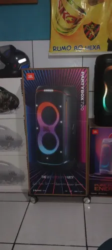 Vendo JBL partybox 720 lançamento lacrada com duas baterias removível ZAP *90