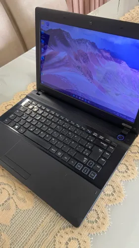 Notebook Samsung core i3 extremamente conservado