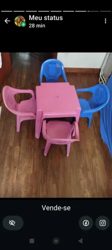 Mesinha de criança