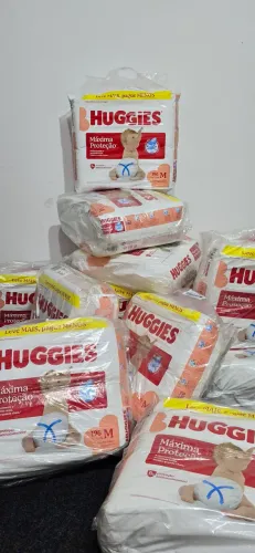 Fralda Huggies Supreme Care M 196 Unidades