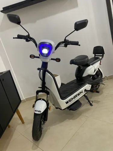 Scooter elétrica