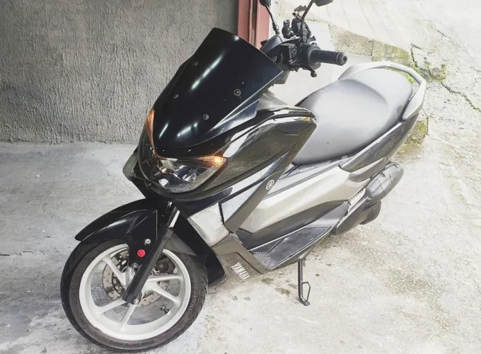Yamaha NMax 160 2017 - doc ok só transferir