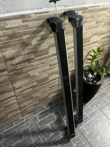 Suporte Long Life (suporte de teto de encaixe ajustável para carros utilitários)