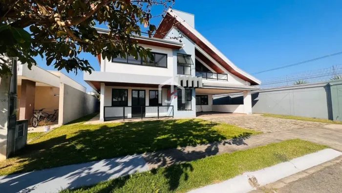 Casa alto padrão Condomínio San Marco 
