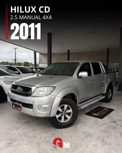 Toyota Hilux CD D4-d 4X4 2.5 16V 102cv TB Dies. 2011