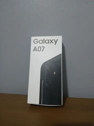 Smartphone Samsung A07 - Lacrado. Preço a vista (Não faço menos)