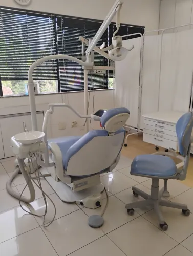 Cadeira odontológica e motor neodent