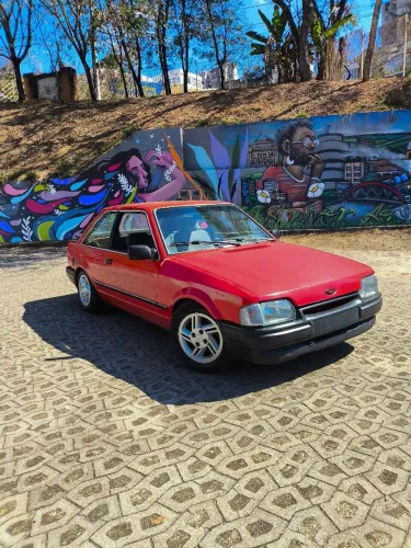 Ford Escort Ghia 1.8i / 1.8 / 1.6 (álcool) 1992