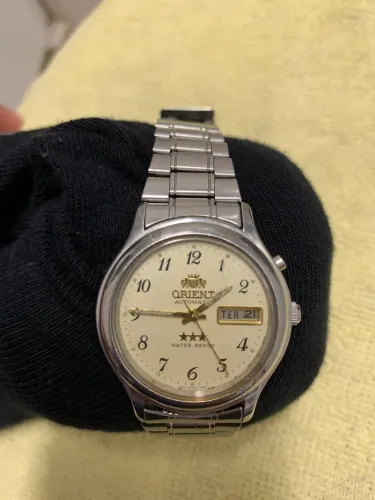 Relógio Orient Automático - Day-Date - Water Resist - Clássico com Algarismos Arábicos