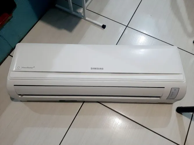 Parte interna ar condicionado peças