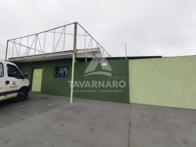 Esquina em Uvaranas!