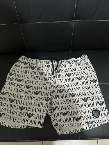 Short Armani