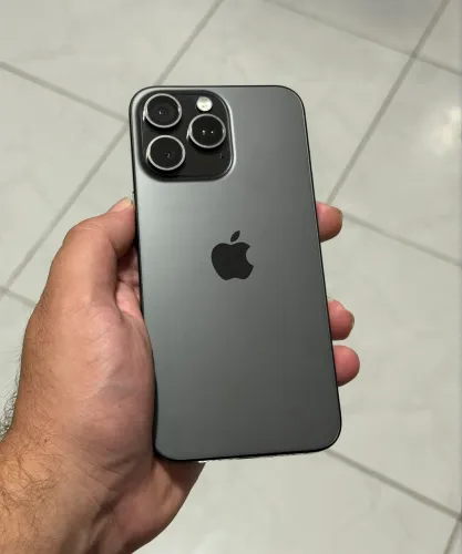 Promoção 15 pro Max preto 256 GB 93% (170 ciclos 
