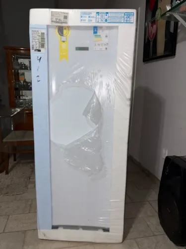Vendo fogao e geladeira novos