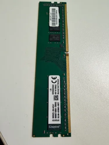 Memória RAM DDR4 8G Kingston