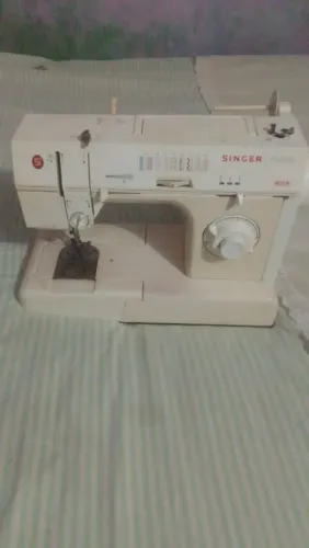 máquina de costura