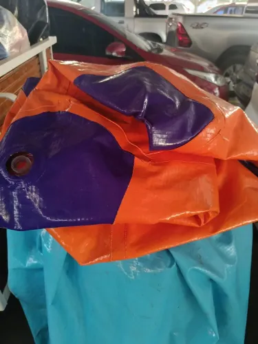 Bolão para futebol de sabão.