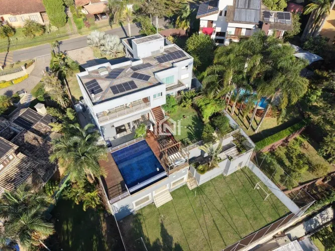 Casa para venda ou locação no condomínio Granja Vianna II