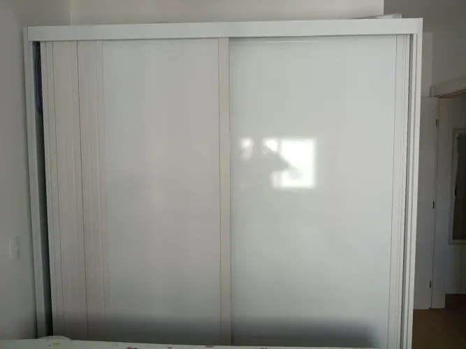 Guarda roupa de casal MDF