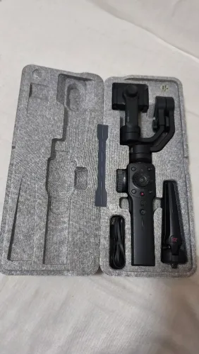 Gimbal Zhiyun Smooth 4