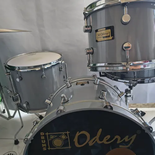 Odery Custom 