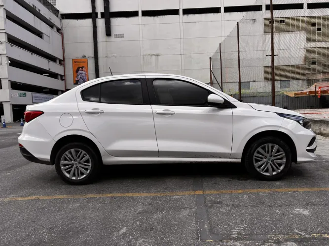 Fiat Cronos Drive 1.0 6V 2024