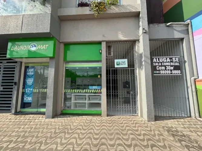 VENDO LOJA NO CENTRO DE CASTANHAL, NA AVENIDA BARÃO DO RIO BRANCO, EDIFÍCIO SANDRA HELOÍSA