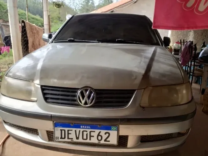 Volkswagen Gol GERAÇÃO III PLUS 1.0 MI 8V GASOLINA MEC. 4P 2001