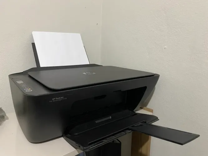 Impressora Multifuncional HP Deskjet 2774