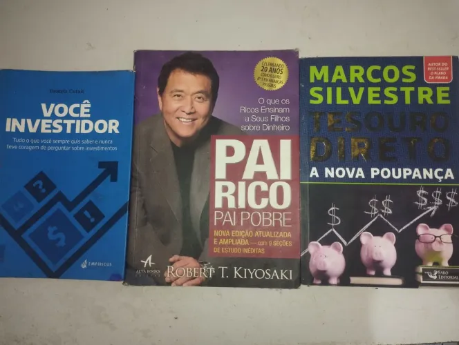 Kit empreendedor Livros (Pai Rico Pai Pobre, A Nova Poupança e Você Investidor) 