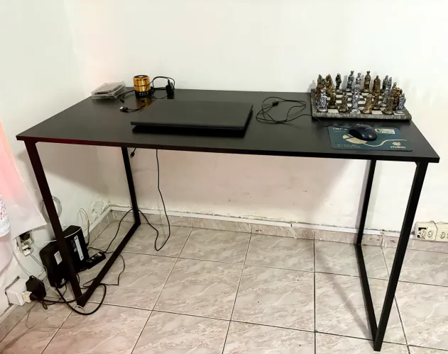 Mesa industrial 120x60 | mdf e metal: R$160,00
