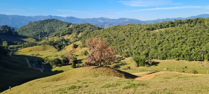 Sitio com linda vista em Águas Mornas - SC