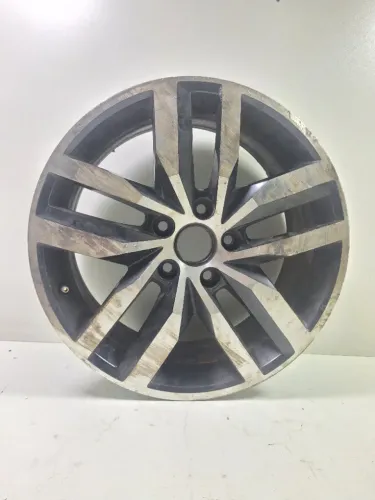 Roda Aro 17 Golf 2014 A 2020 Madri Diamantada Original