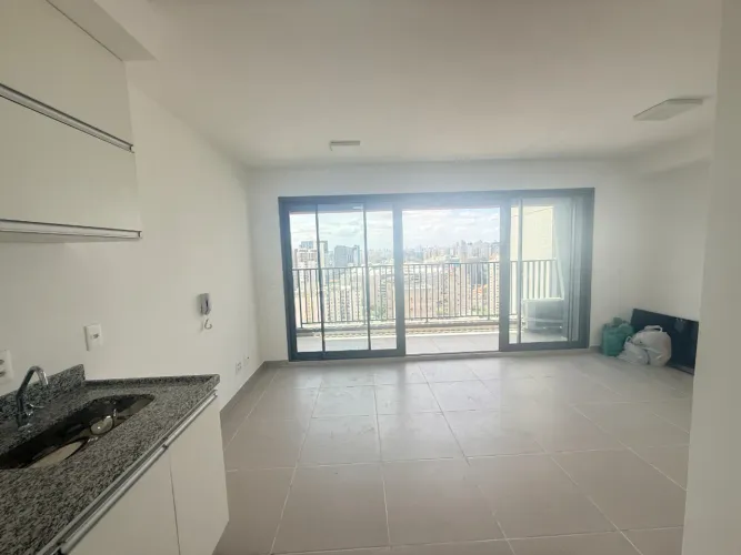 Studio para locação em Vila Pompéia com 1 quarto, 32m²