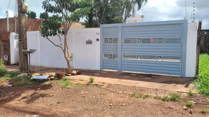 Casa Parati. 2 suites e etc com varanda e quintal de 300m². Aceita financiamento