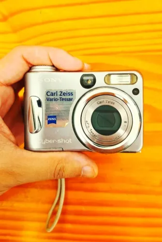 Câmera cybershot 4.1