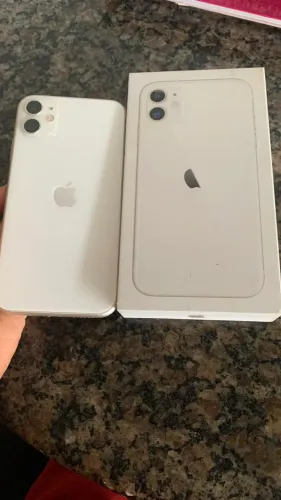 iPhone 11 64GB