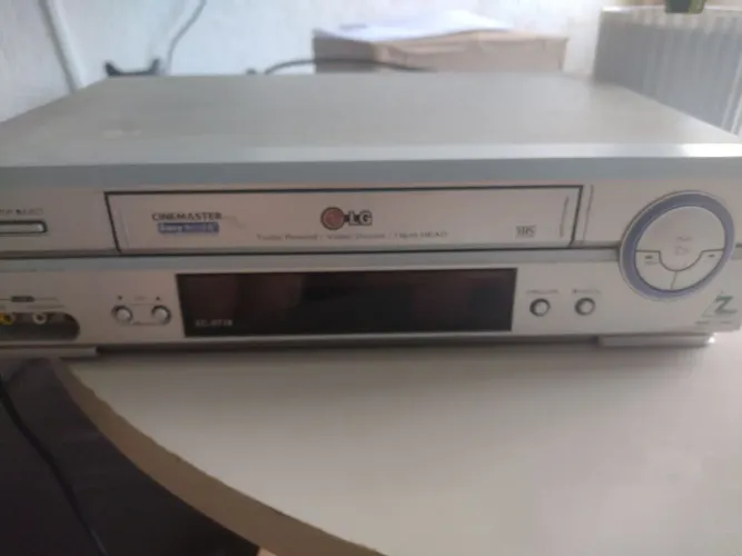 Video cassete lg  ec 971b