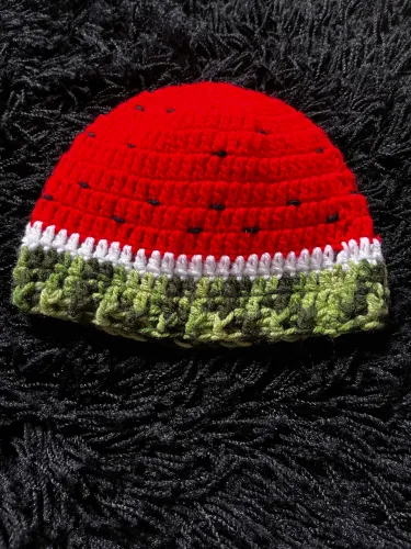 Gorro Melancia em Crochê Lã Touca Infantil