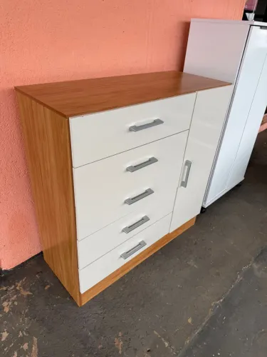 Cômoda