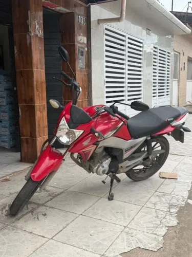 Vende-se moto titam 2016 único dono