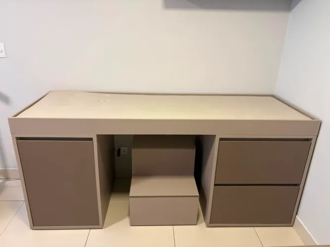 Maca Fixa com Balção em MDF com abertura, colchão e tripé