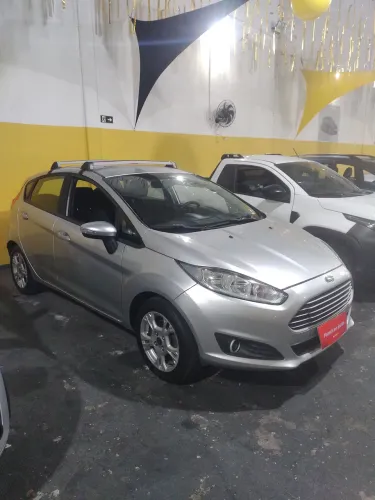 Ford Fiesta Titanium 1.6 16V Flex Mec. 2014
