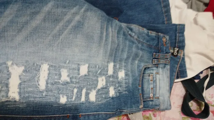Calça original da Grife de Luxo Dolce & Gabbna ela veste tamanho 38 a 40  Calça  Linda TOP