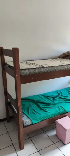 Beliche com colchões 