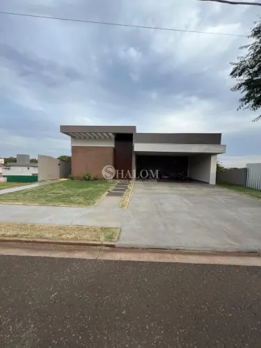 Sobrado à venda em Iguaraçu, Gleba Aurora, com 3 suítes, com 239 m², Alphaville Maringá