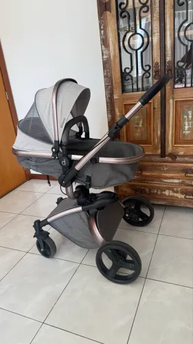Carrinho de bebê Dzieco
