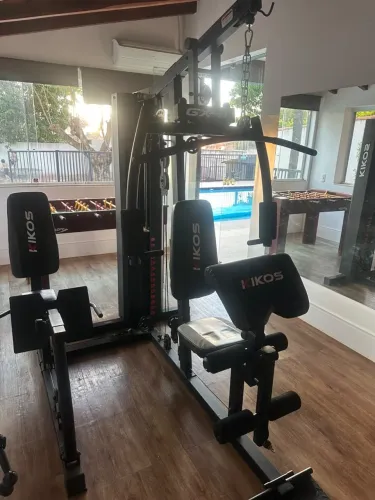 ESTAÇÃO DE MUSCULAÇÃO KIKOS GX4I TORRE 65KG